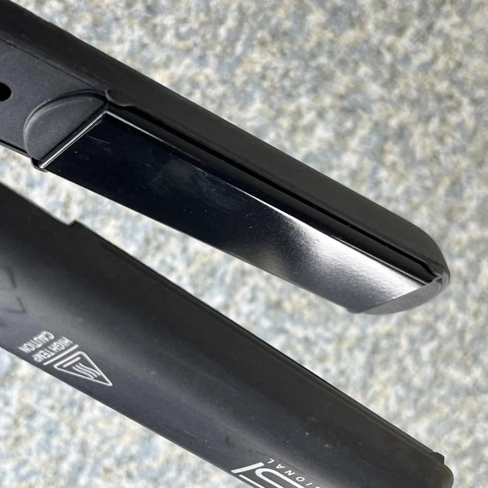 HSI Professional Hair Straightener E038 Black Ceramic Tourmaline Flat Iron 1